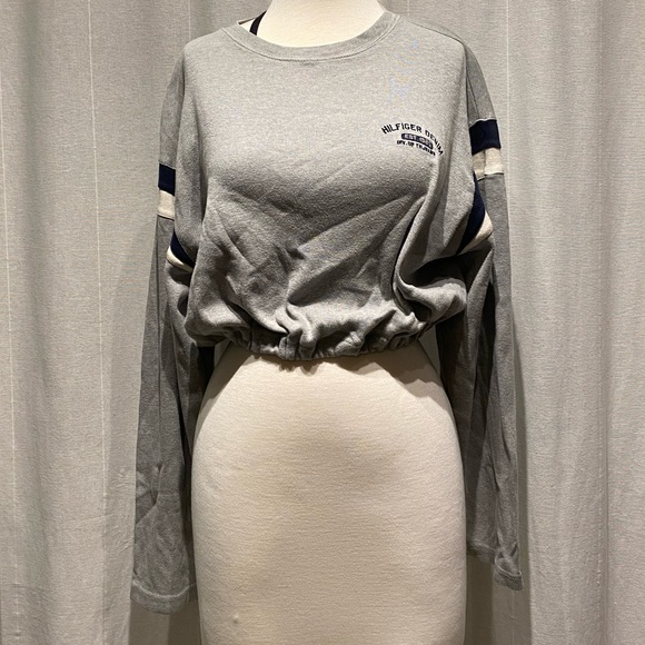 Tommy Hilfiger cinched elastic sweater - Picture 2 of 5